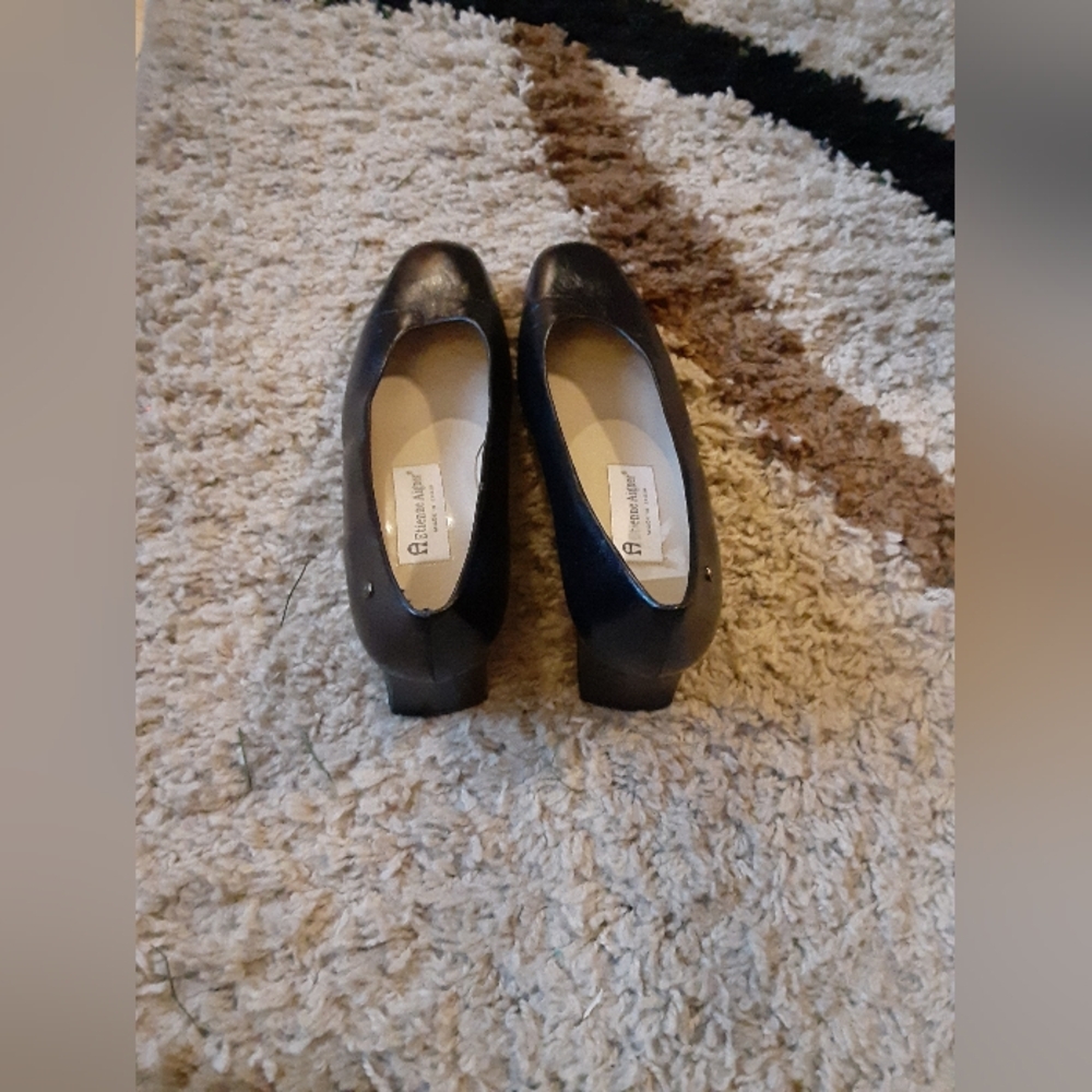 Etienne Aigner Black Leather Block Small Heels Women's 8.5M Business Casual - Picture 3 of 9